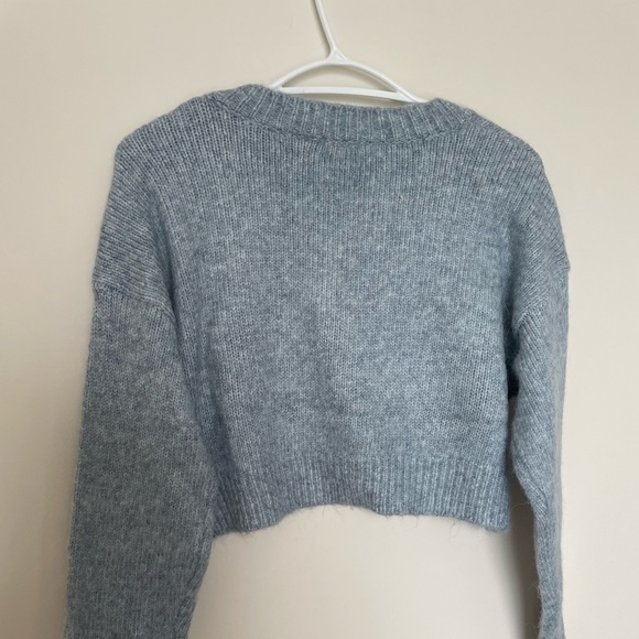 (2/$40) New Cropped oversized sweater - Picture 2 of 5